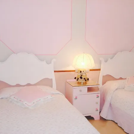 Casasmontseny Feriehus *